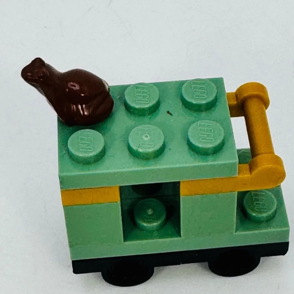 LEGO Professor Remus Lupin Minifigure Gray Jacket Green Vest W/Hogwarts Trolley